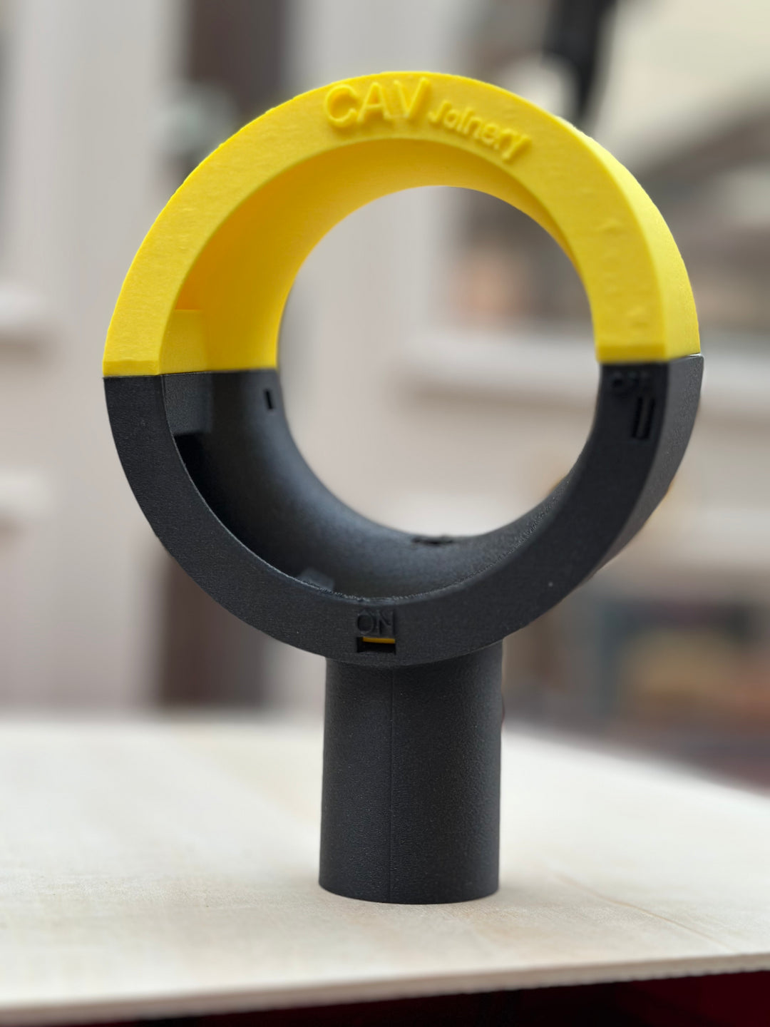 CAV Joinery Hands-Free Dust Collector with Suction Cup